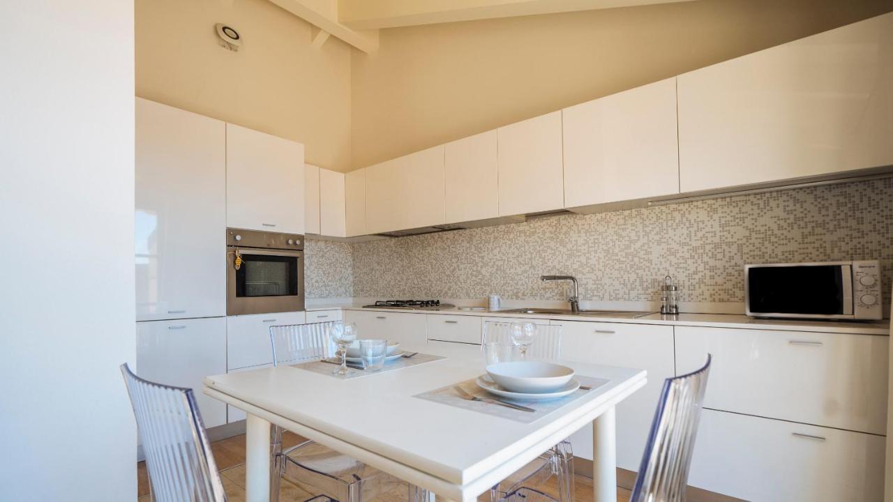 Dei Mille 31 B Apartment Albenga Exterior photo